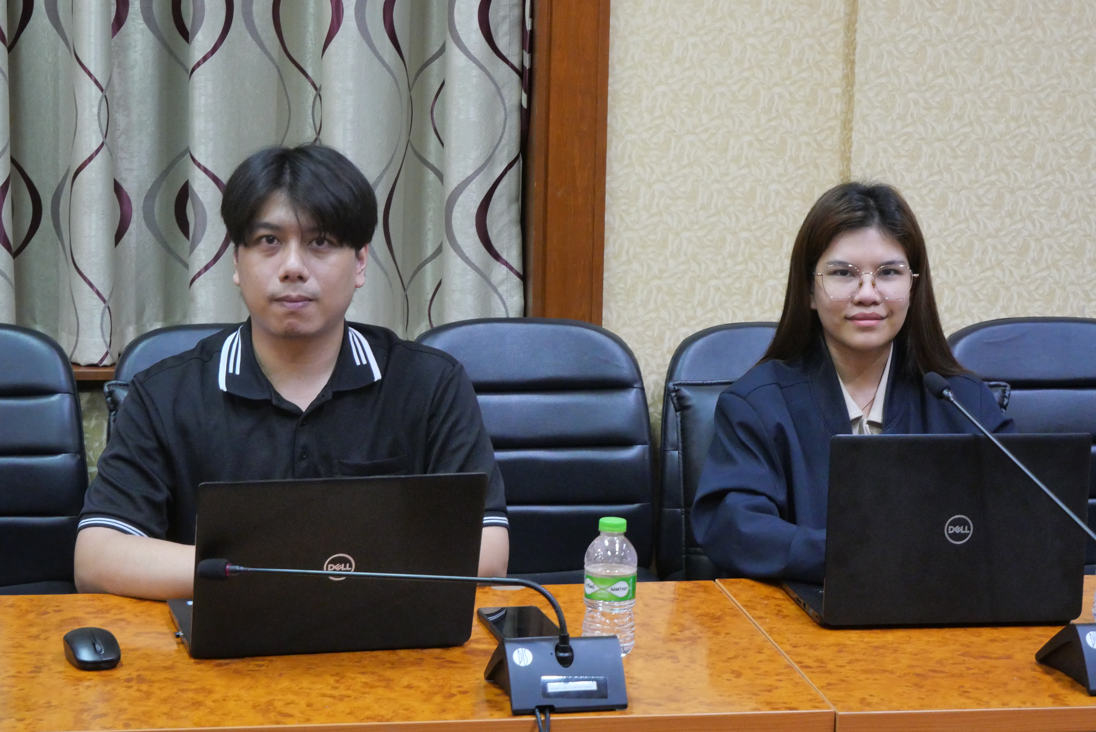 title - รองเลขาธิการ ส.ป.ก. ประชุมติดตามความก้าวหน้าการส่งเอกสารเบิกจ่ายผ่านระบบสารบรรณอิเล็กทรอนิกส์ (e-Office) ของสำนักบริหารกลาง 